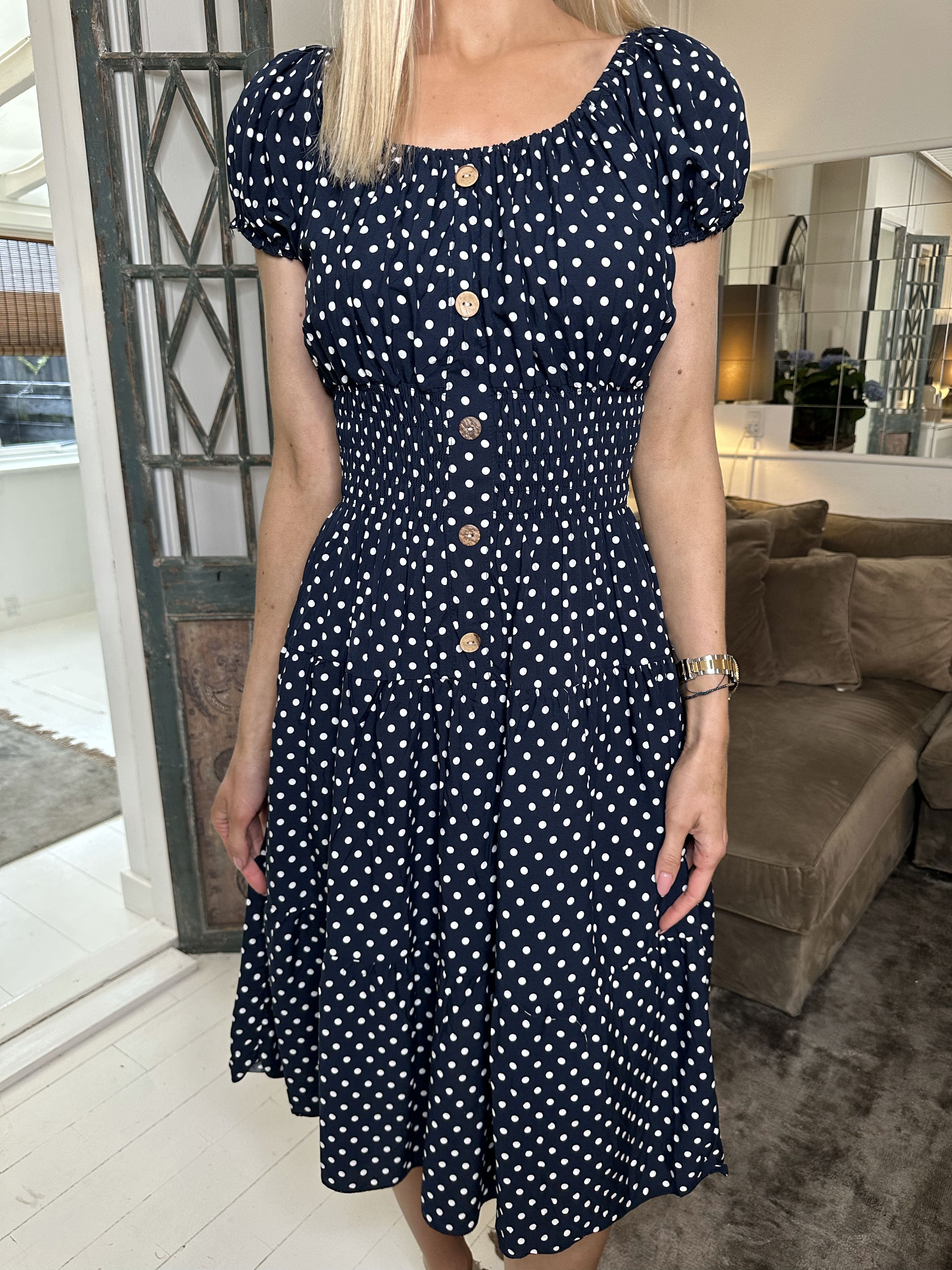 Finalia dot short - Söt klänning med prickar och elastisk midja - White